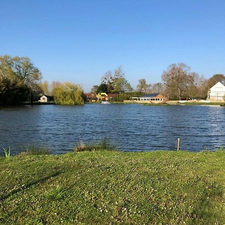Le Domaine De La Carperie Hotel Bréhal Kültér fotó